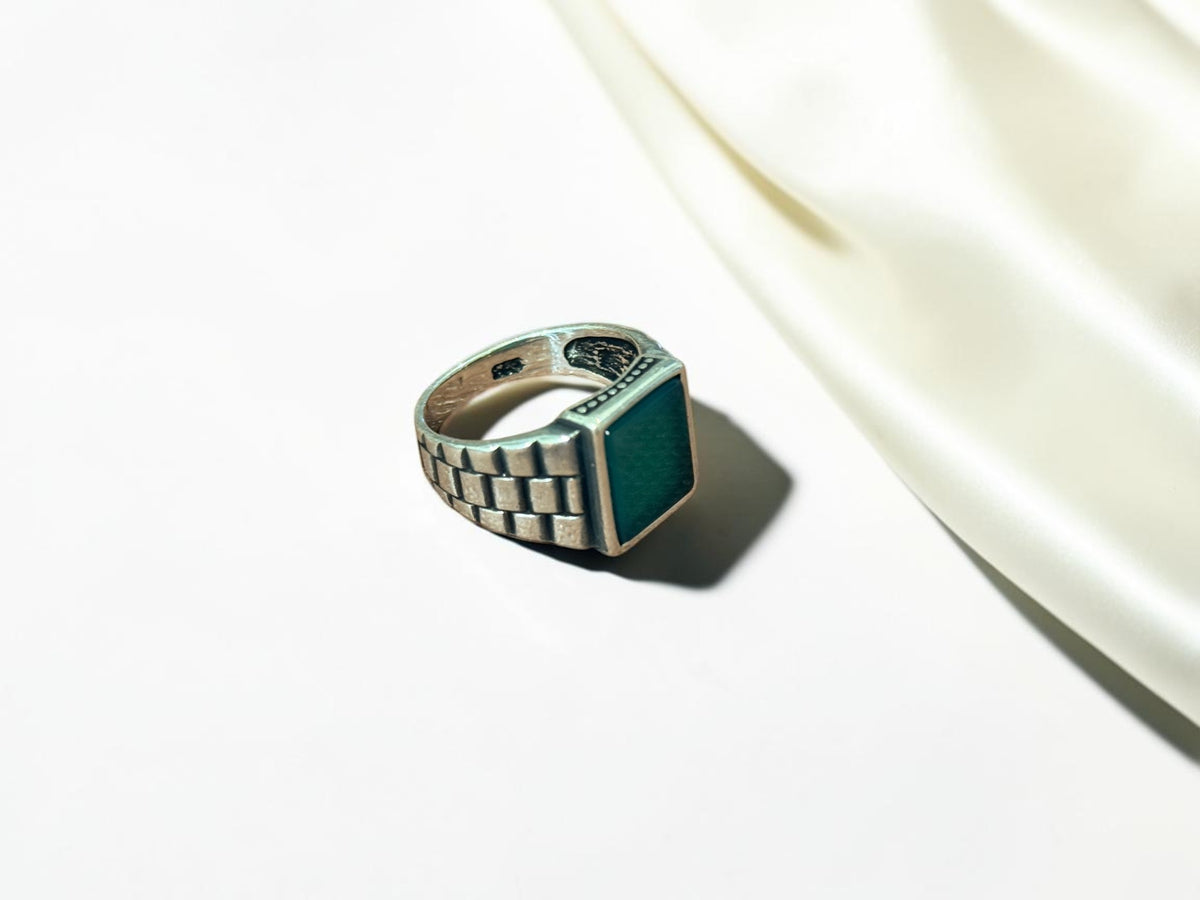 Green Aqeeq / Agate Ring