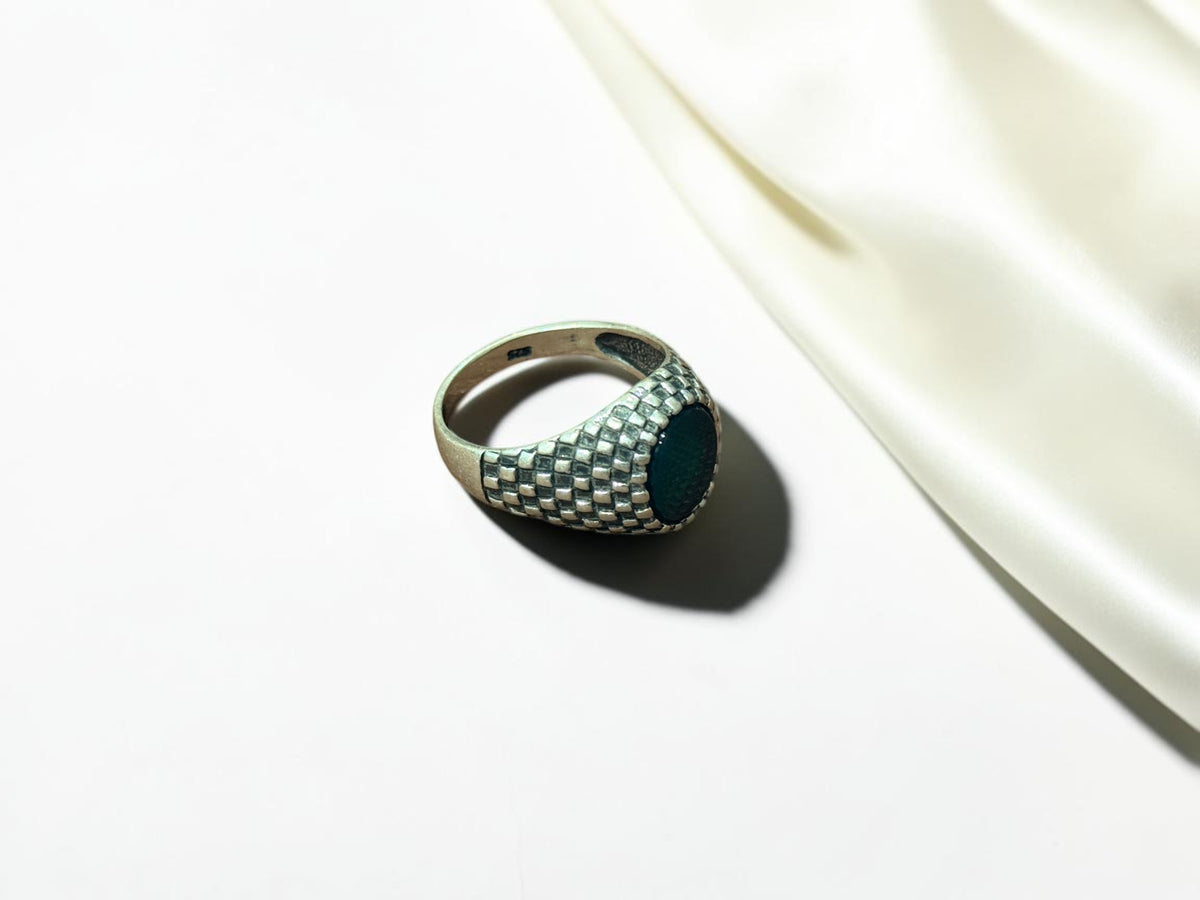 Green Aqeeq / Agate Ring