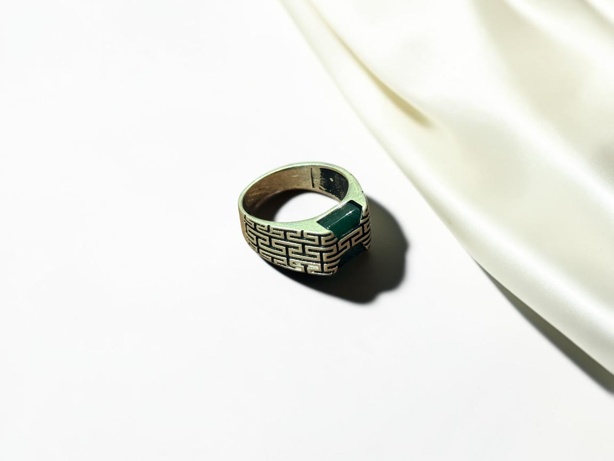 Green Aqeeq / Agate Ring