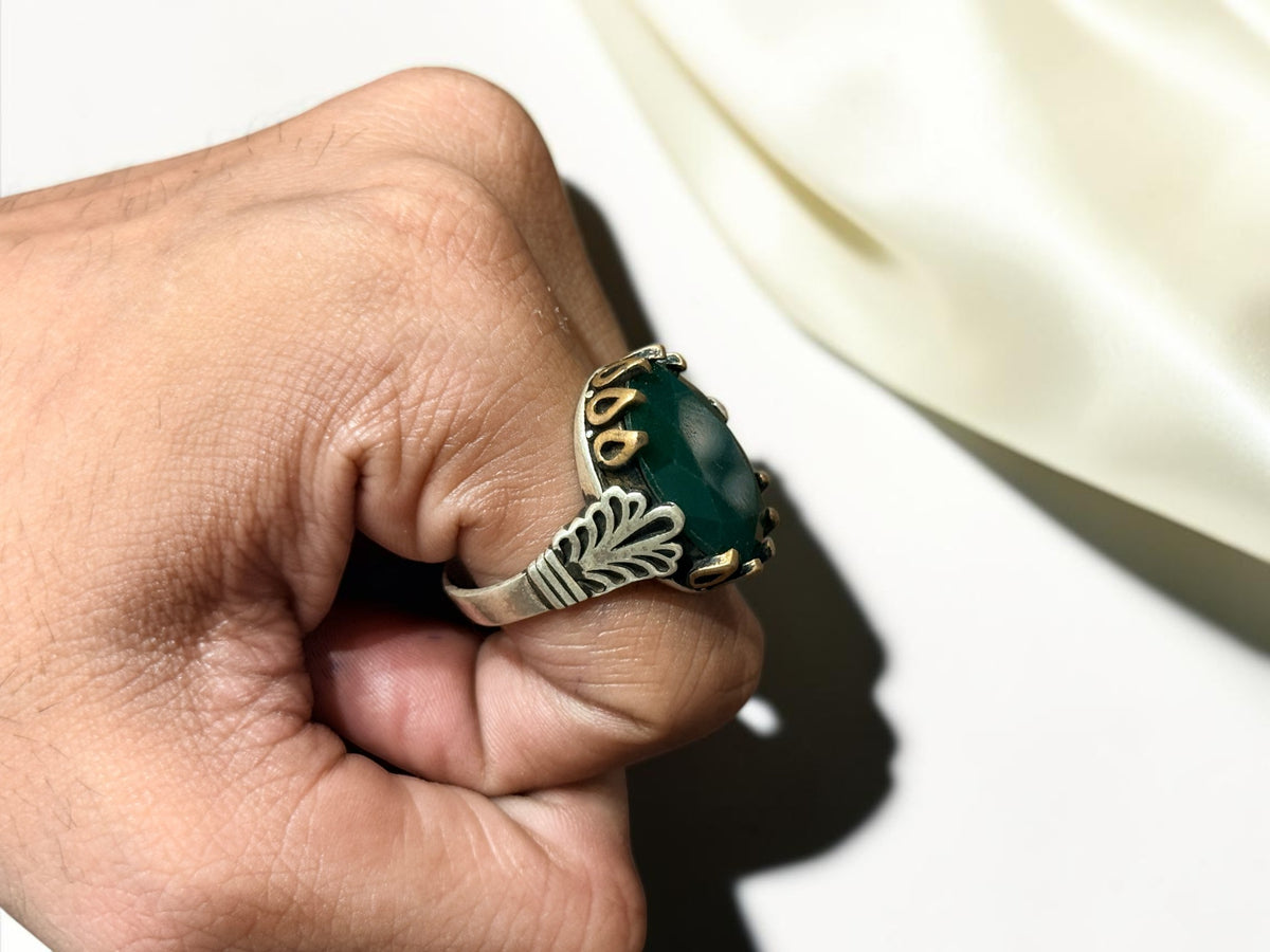 Green Aqeeq / Agate Ring
