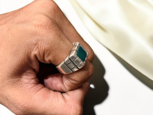 Green Aqeeq / Agate Ring