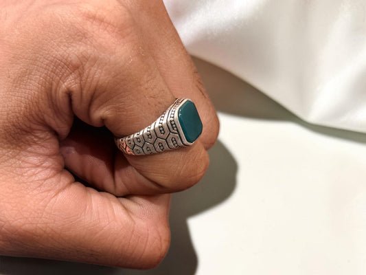 Green Aqeeq / Agate Ring