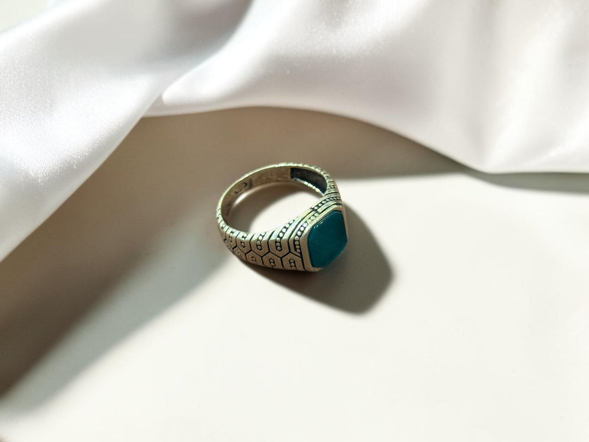 Green Aqeeq / Agate Ring