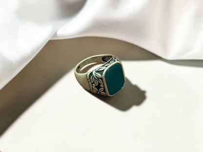 Green Aqeeq / Agate Ring