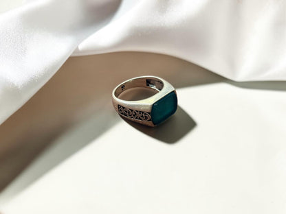 Green Aqeeq / Agate Ring