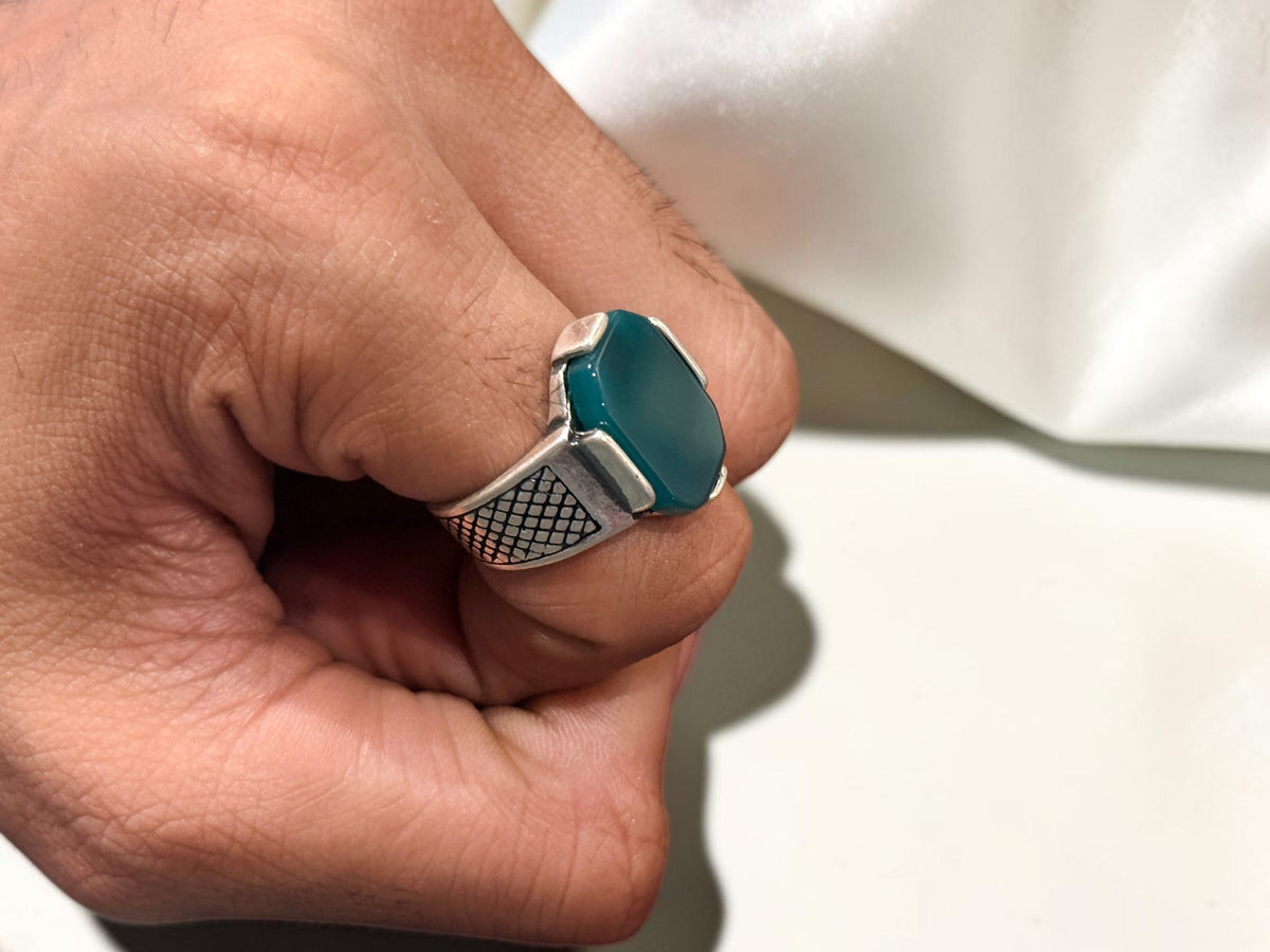 Green Aqeeq / Agate Ring