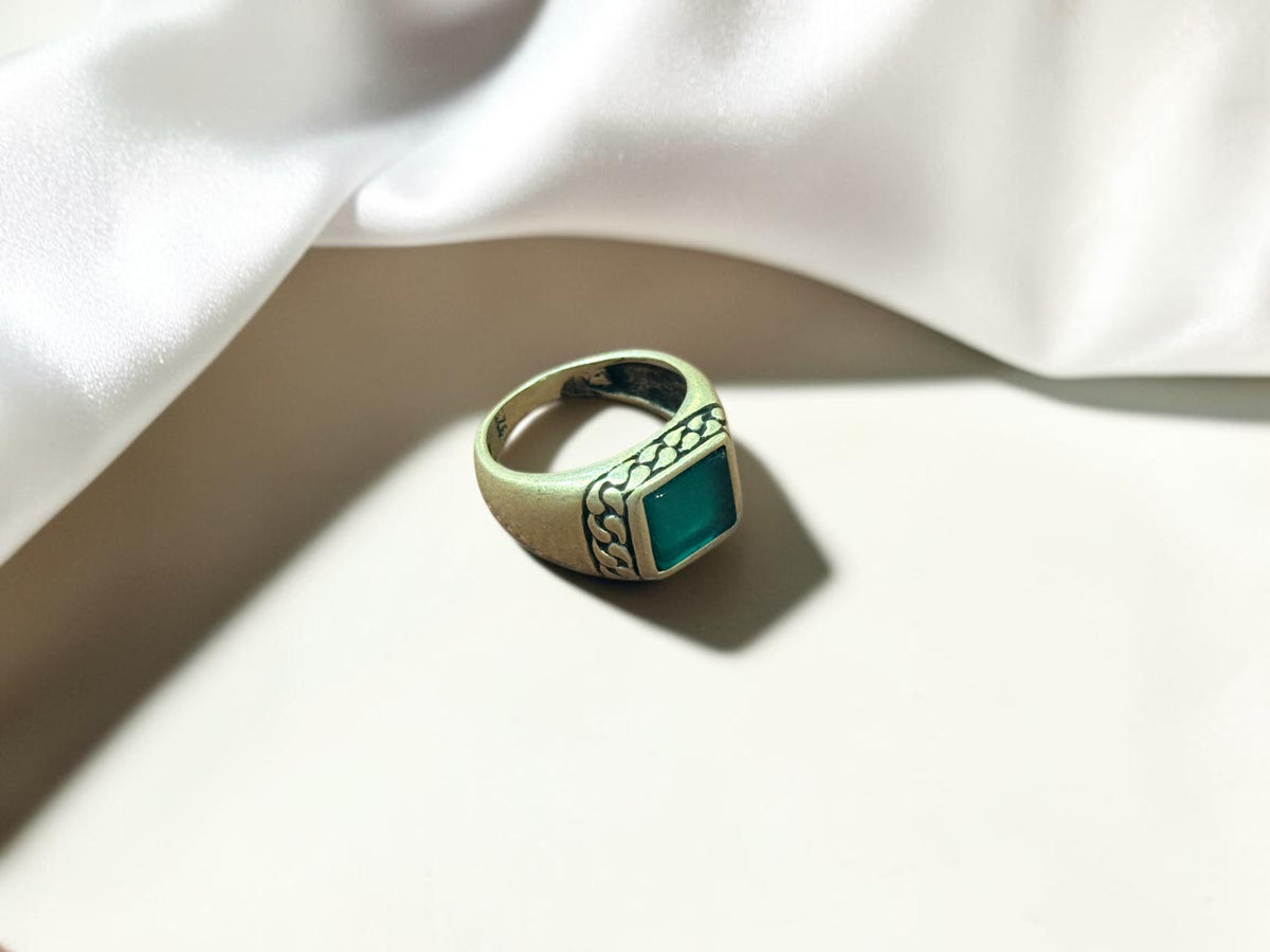 Green Aqeeq / Agate Ring