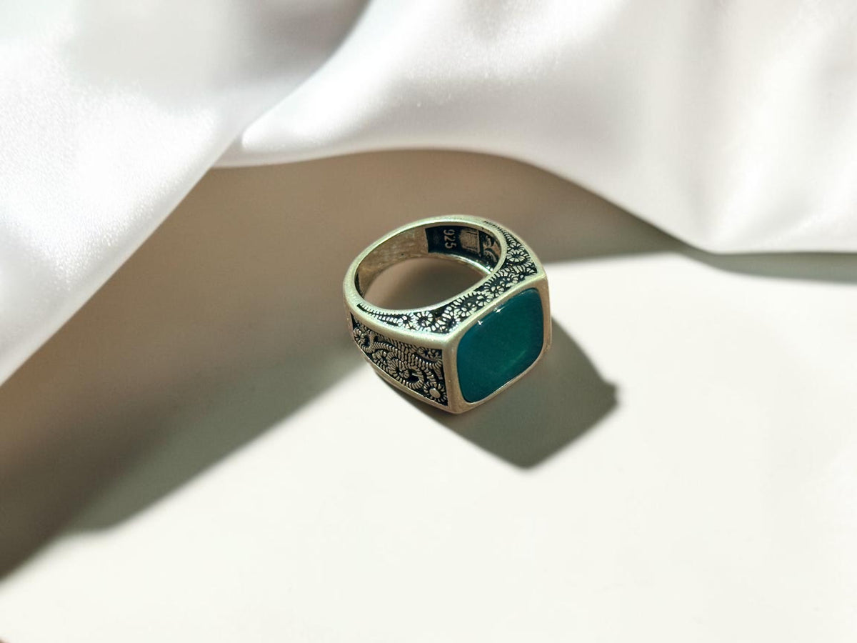 Green Aqeeq / Agate Ring