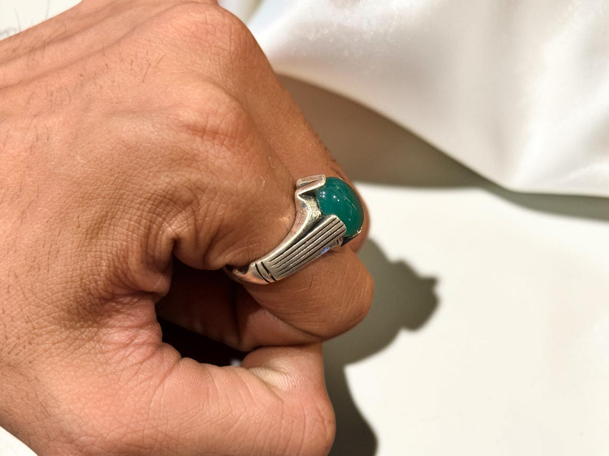Green Aqeeq / Agate Ring