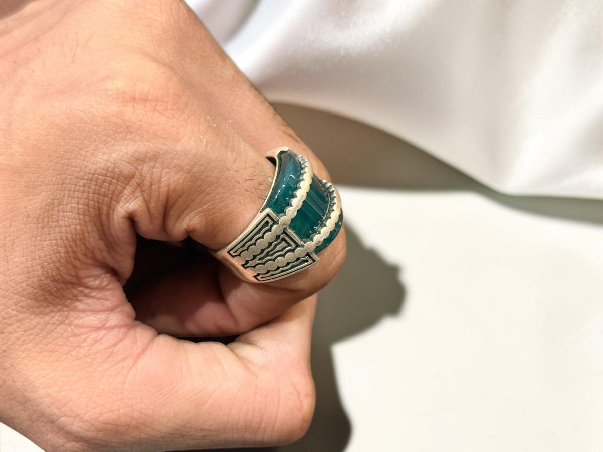 Green Aqeeq / Agate Ring