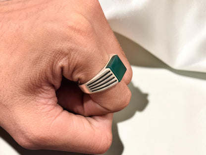 Green Aqeeq / Agate Ring