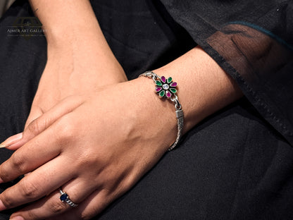 Flower Desigh Bracelet For Women