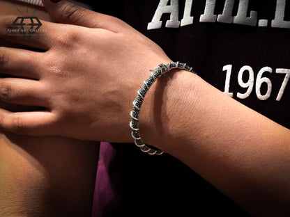 Bangle / Kada
