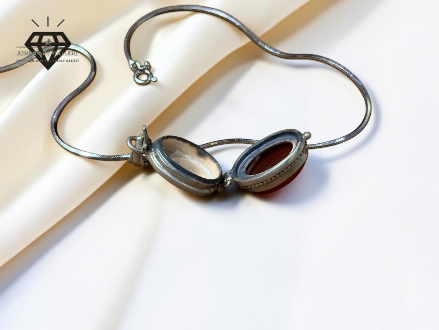 Aqeeq Gemstone Pendant