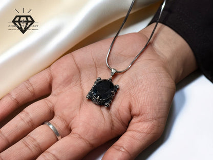 Pendant