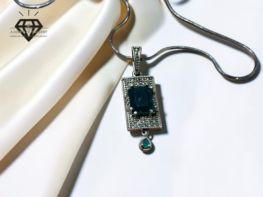 Pendant