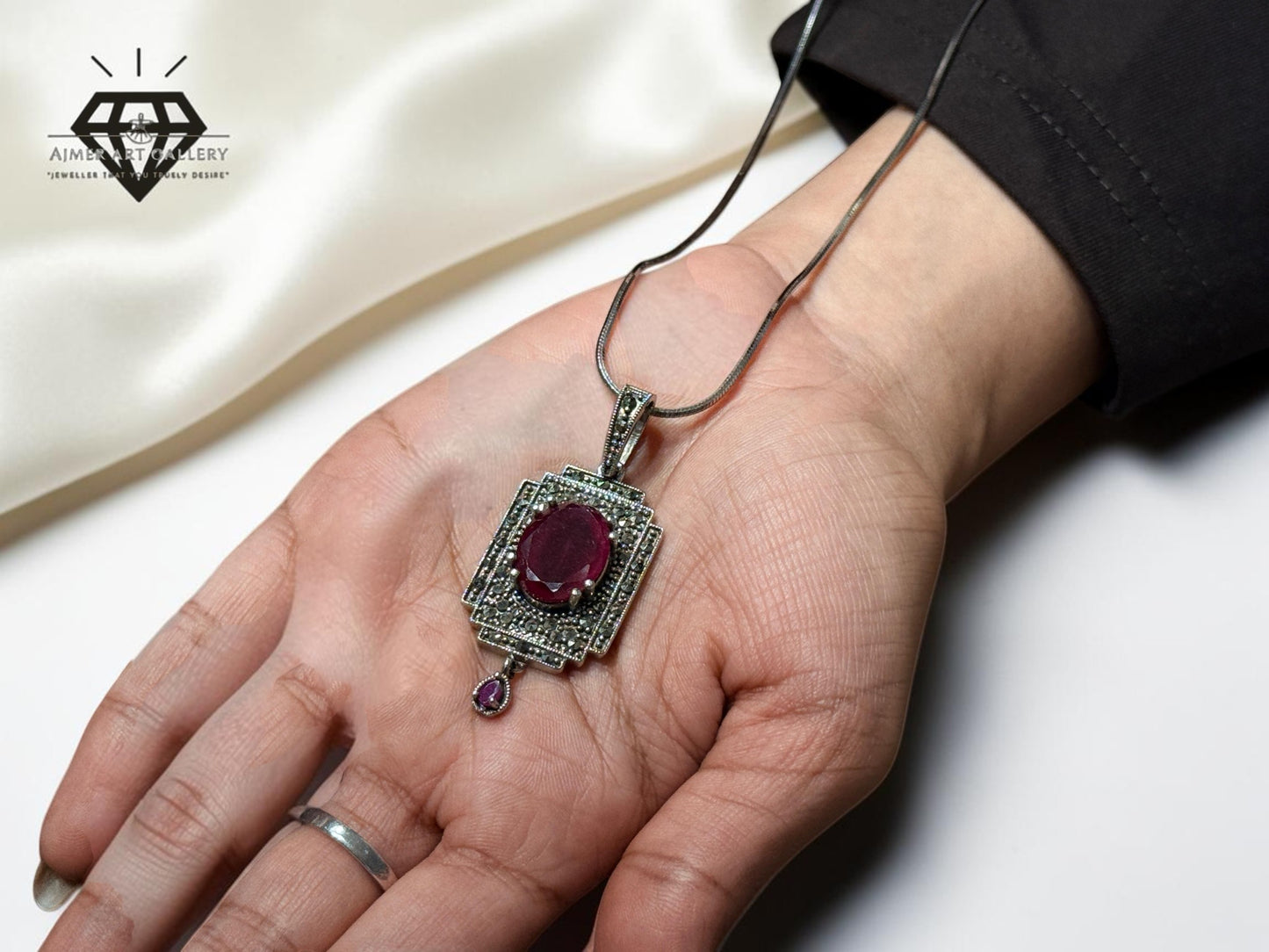 Pendant