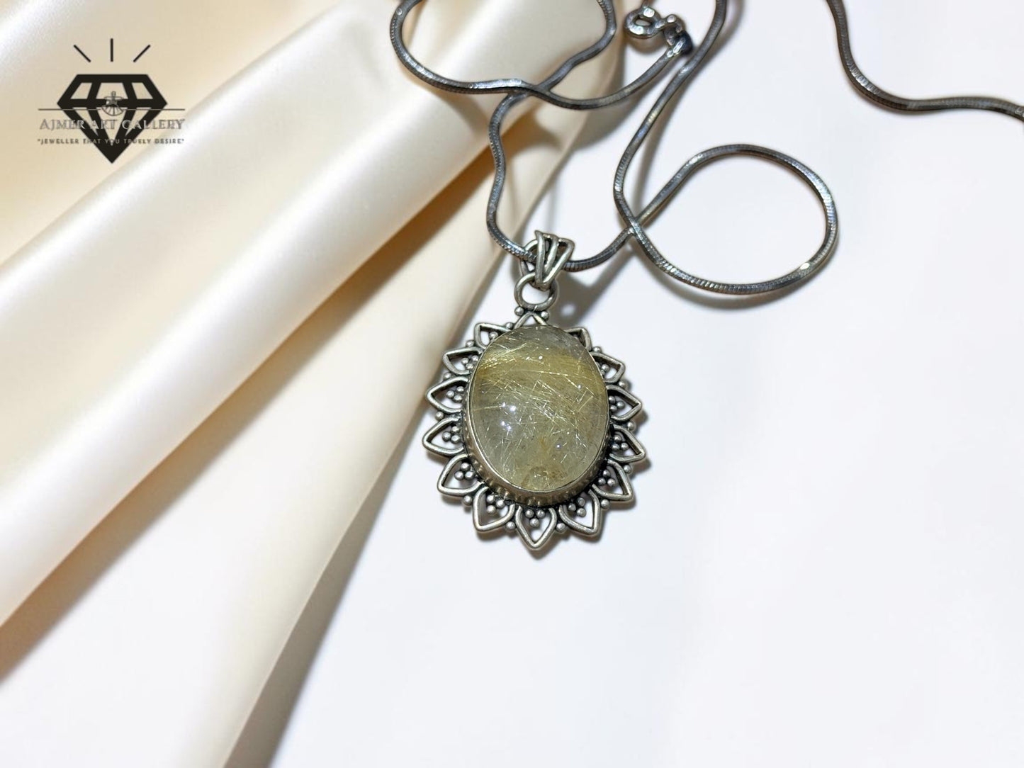Pendant