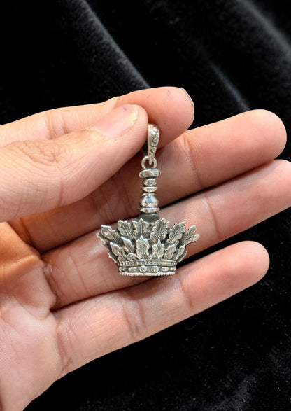 KGN Gummat Pendant
