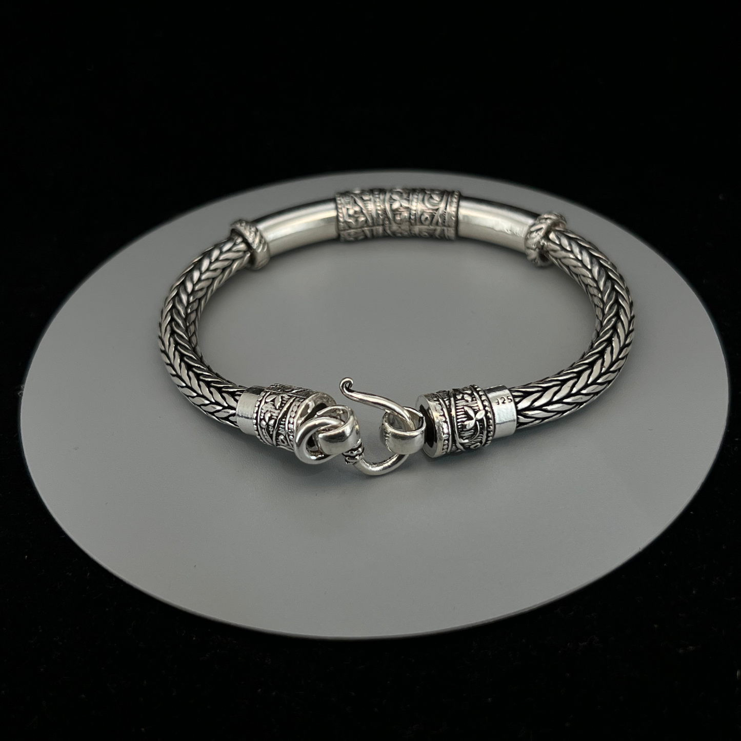 92.5 Italian Silver Kada Cum Hand Bracelet